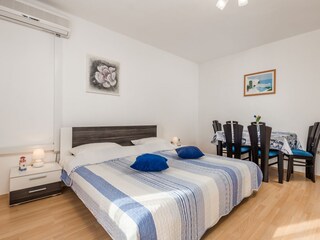 Apartment Novi Vinodolski Features 12