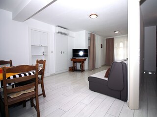 Apartment Tisno Ausstattung 4
