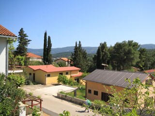 Apartment Vrboska Features 5