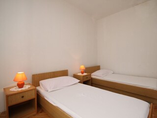 Apartment Vrboska Features 21
