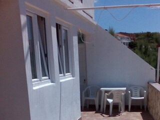 Apartment Metajna Features 6