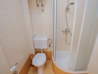 Apartment Arbanija Ausstattung 4
