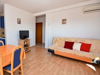 Apartment Stara Novalja Features 7