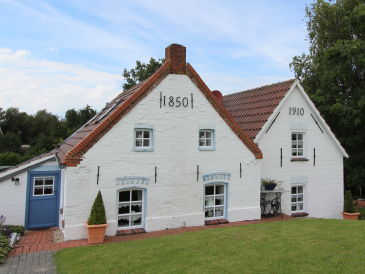 Ferienhaus "Huus an't Diek" von 1910 - direkt am Hafen von Greetsiel