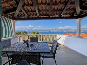 Two bedroom apartment with terrace and sea view Postira, Brač (A-11582-a) - Postira - image1