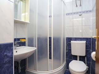 Apartment Arbanija Features 4