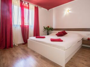 Two bedroom apartment with terrace Nova Vas, Poreč (A-14167-a) - Nova Vas - image1