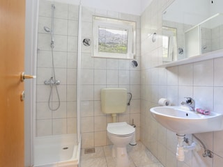 Apartment Jesenice bei Dugi Rat Features 14