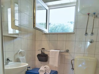 Apartment Jesenice bei Dugi Rat Ausstattung 15
