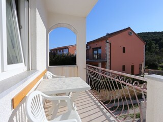 Apartment Slatine Features 10