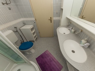 Apartment Arbanija Ausstattung 1