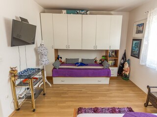 Apartment Arbanija Ausstattung 8