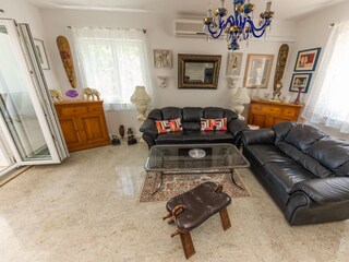 Apartment Arbanija Ausstattung 14