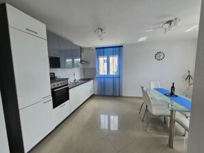 Three bedroom apartment with terrace Kastav, Opatija (A-13457-a) - Kastav - image1