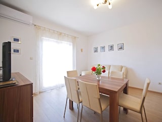 Apartment Stomorska Ausstattung 5