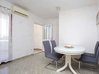 Apartment Slatine Features 10