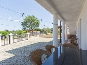 Ferienhaus Comfortable and spacious house with terrace Radmani, Poreč (K-16440) - Žbandaj - image1