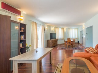 Holiday house Žbandaj Features 24