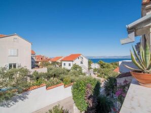 One bedroom apartment with terrace and sea view Supetar, Brač (A-16774-c) - Supetar - image1