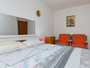 Two bedroom apartment near beach Pisak, Omiš (A-15177-a) - Pisak - image1