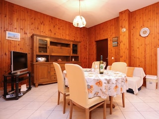 Apartment Jesenice bei Dugi Rat Ausstattung 6