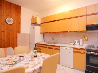 Apartment Jesenice bei Dugi Rat Features 8