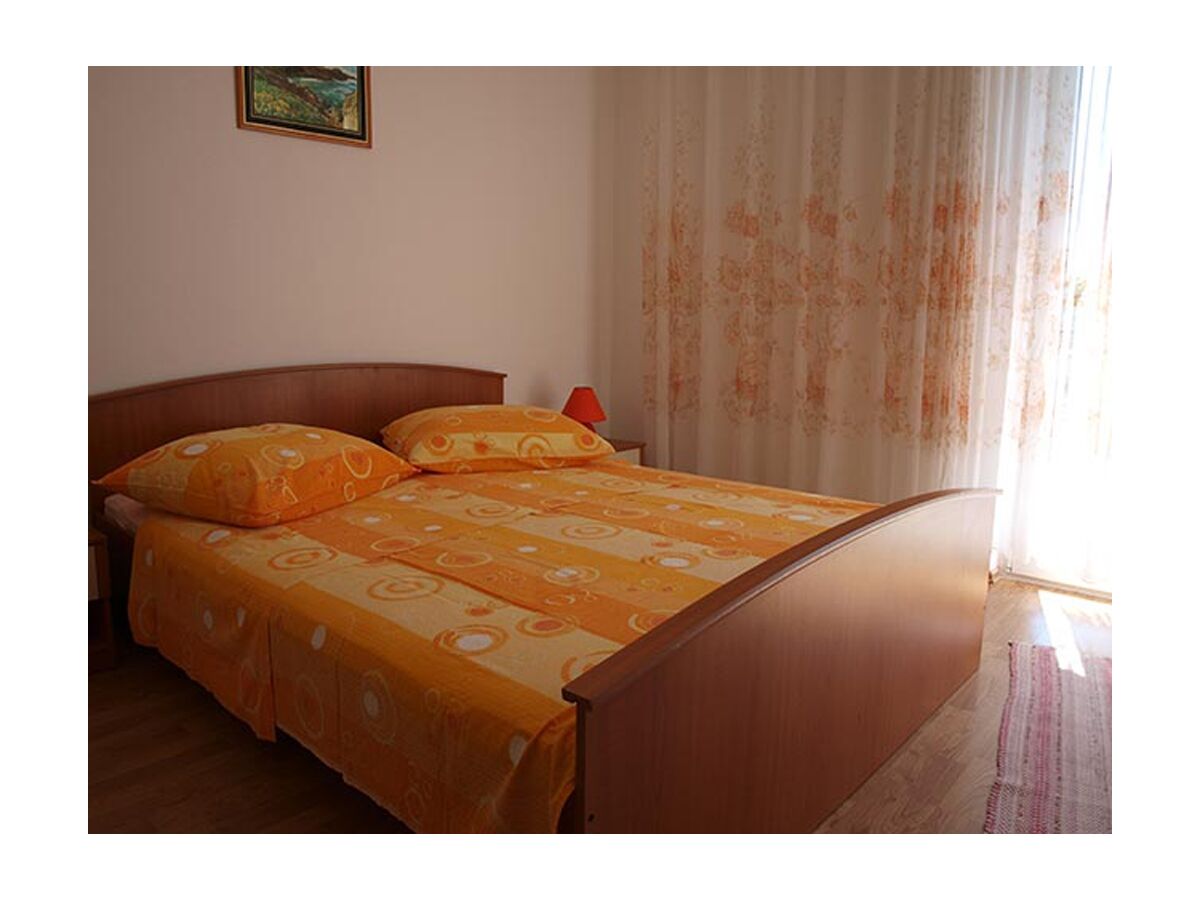 Apartment Lopar Features 1