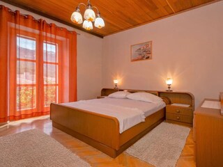 Ferienhaus Svirce Ausstattung 33