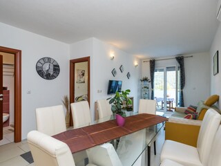 Apartment Grebastica Features 9