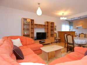 Four bedroom apartment with balcony Podstrana, Split (A-10249-b) - Stobreč - image1