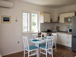 Apartment Sutomišćica Ausstattung 7