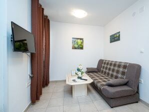 One bedroom apartment with balcony and sea view Tribanj Šibuljina, Paklenica (A-17818-c) - Tribanj - image1