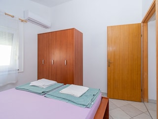 Apartment Povljana Features 8