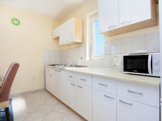 Apartment Arbanija Ausstattung 3