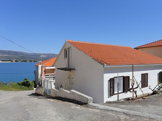 Apartment Arbanija Ausstattung 15