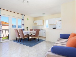 Apartment Arbanija Ausstattung 16