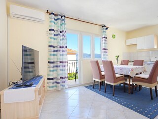 Apartment Arbanija Ausstattung 19