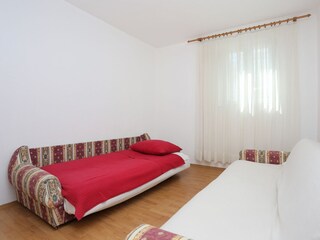 Apartment Arbanija Ausstattung 22