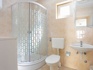 Apartment Arbanija Ausstattung 24