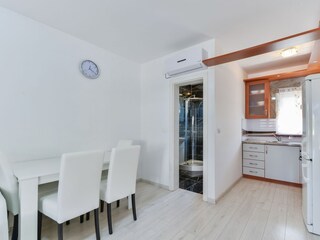 Apartment Povljana Features 10