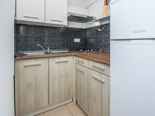 Apartment Povljana Ausstattung 8