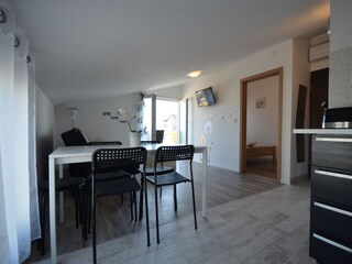 Apartment Povljana Ausstattung 2