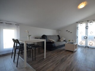 Apartment Povljana Ausstattung 8