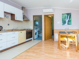 Apartment Povljana Ausstattung 3