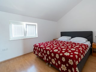 Apartment Nin Ausstattung 1