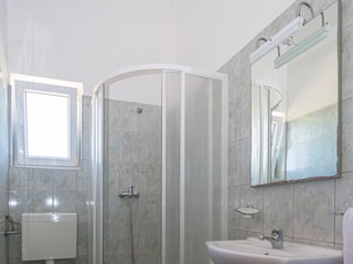 Apartment Nin Ausstattung 6