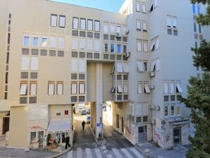 Two bedroom apartment with balcony Split (A-19143-a) - Split (Stadt) - image1