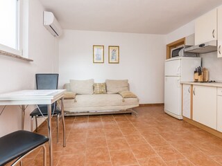 Apartment Povljana Ausstattung 3