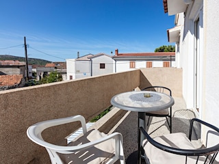Apartment Pirovac Features 32