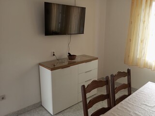 Apartment Dugi Rat Features 3